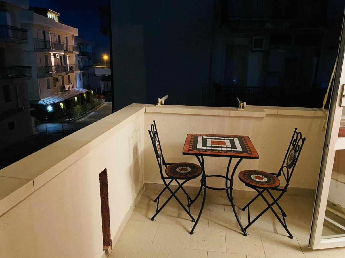 B E B Le Terrazze Sul Mare Bed and Breakfast Catanzaro Exteriör bild