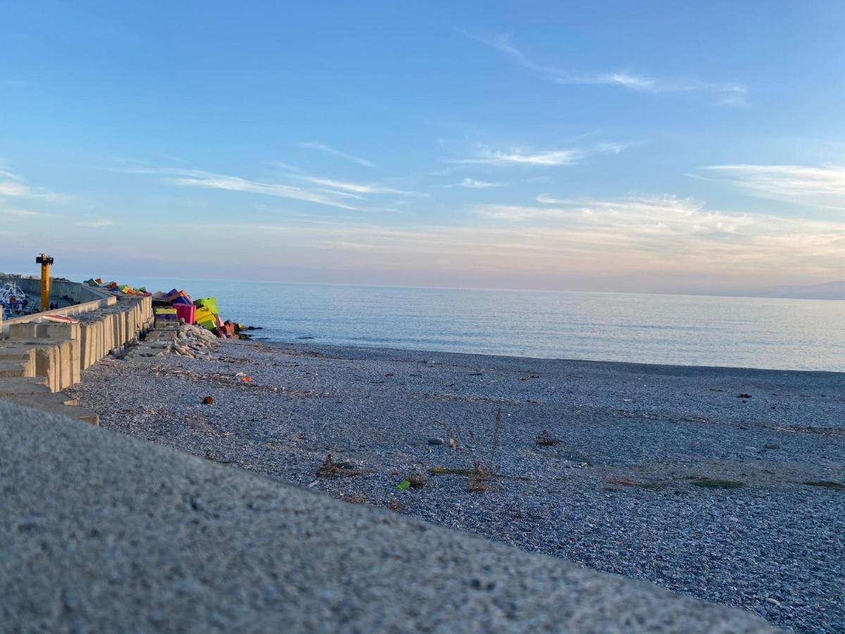 B E B Le Terrazze Sul Mare Bed and Breakfast Catanzaro Exteriör bild