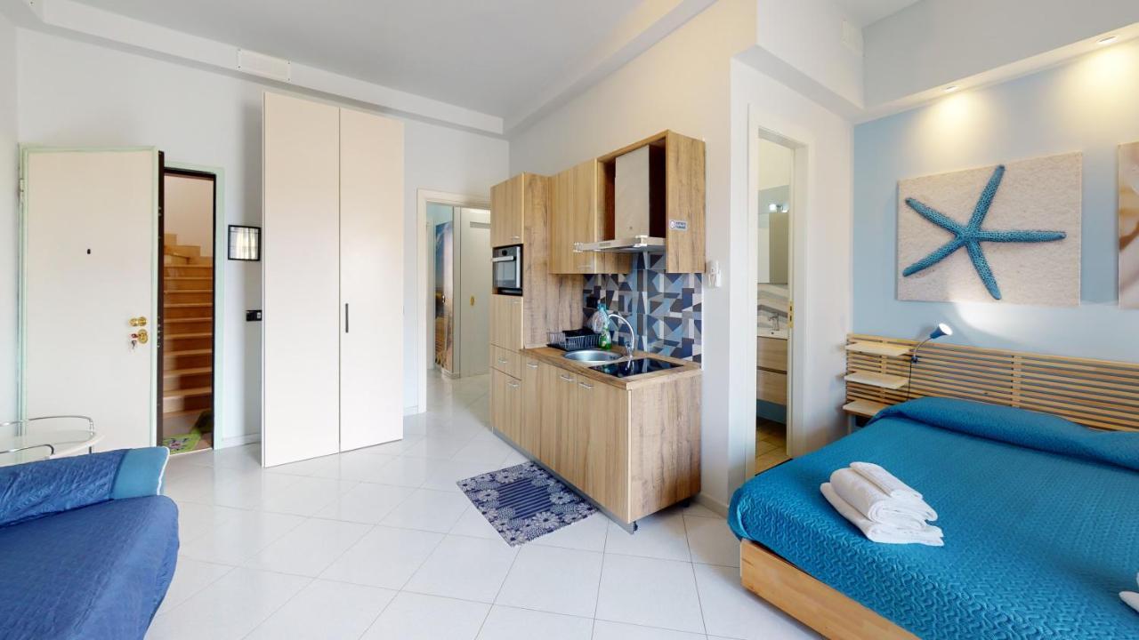 B E B Le Terrazze Sul Mare Bed and Breakfast Catanzaro Exteriör bild